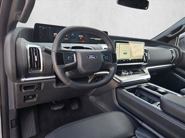 New 2027 Ford Expedition Max Platinum w/ Stealth Appearance Package RWD image 3