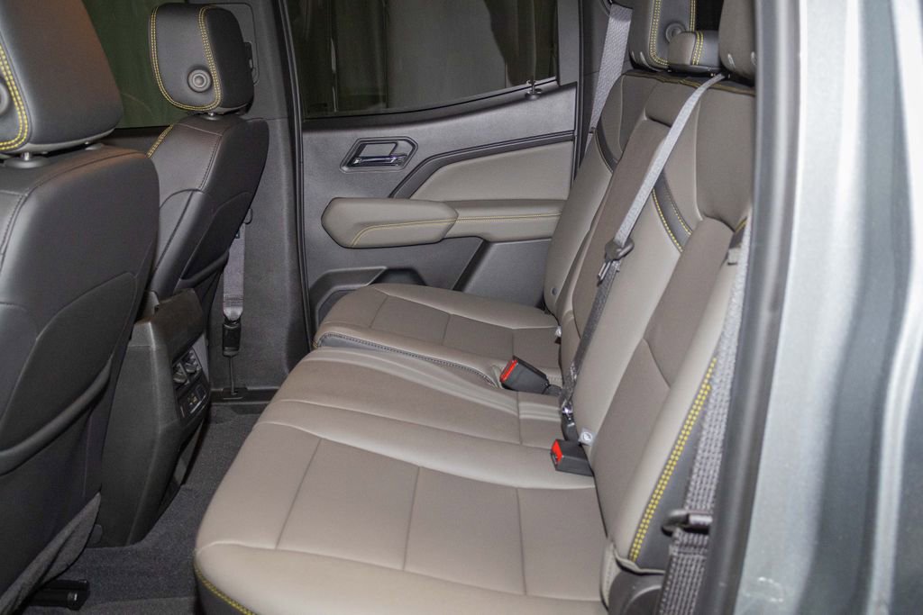 Certified 2025 Chevrolet Colorado ZR2 w/ Technology Package image 13