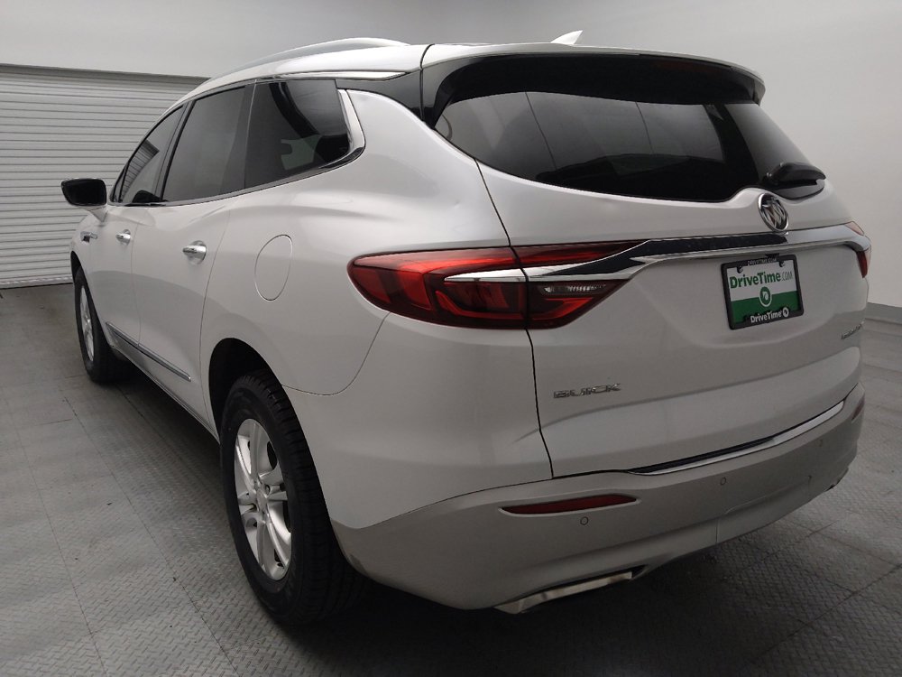 Used 2018 Buick Enclave Essence w/ Trailering Package FWD image 5