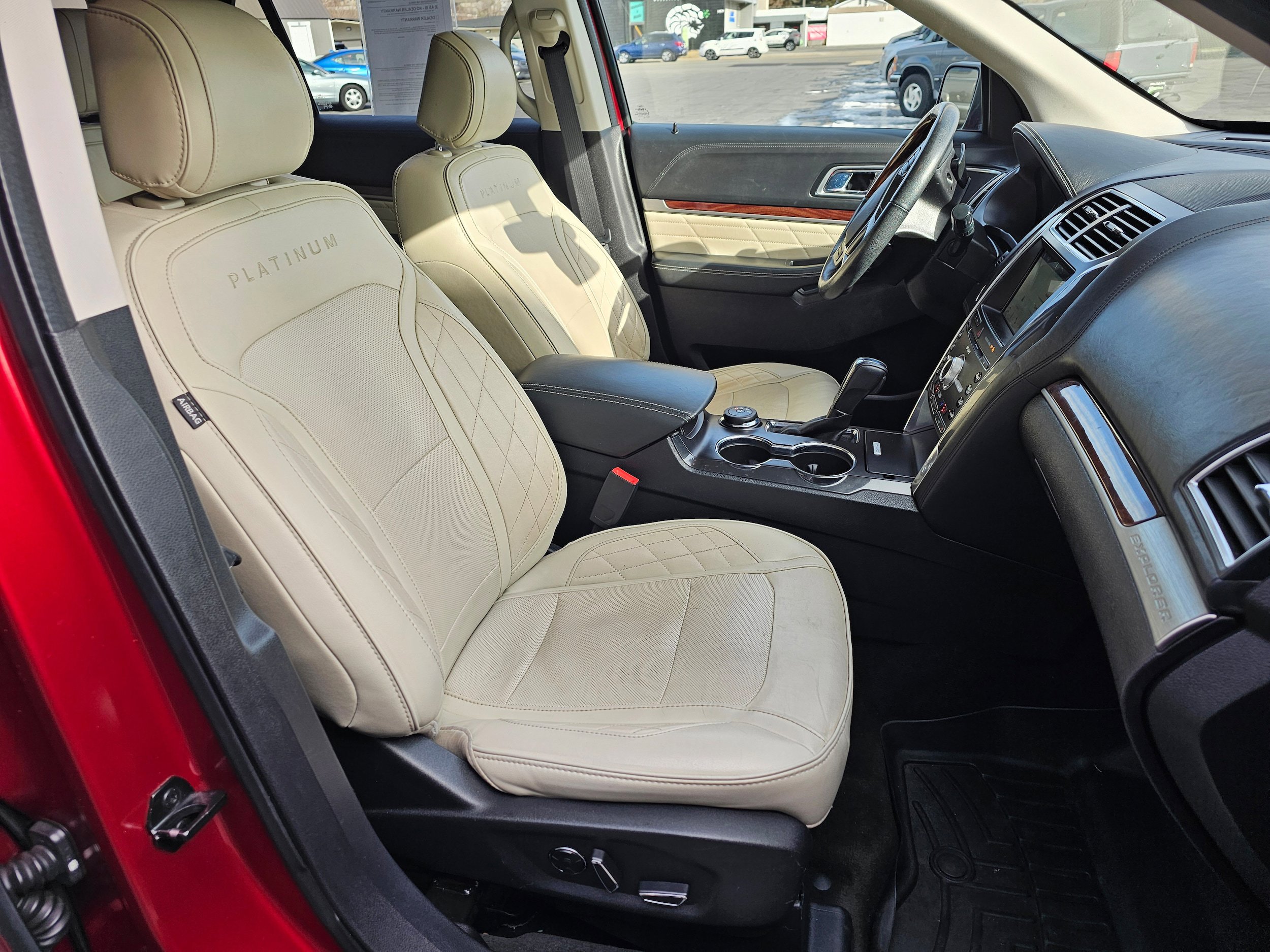 Used 2017 Ford Explorer Platinum AWD/4WD image 21
