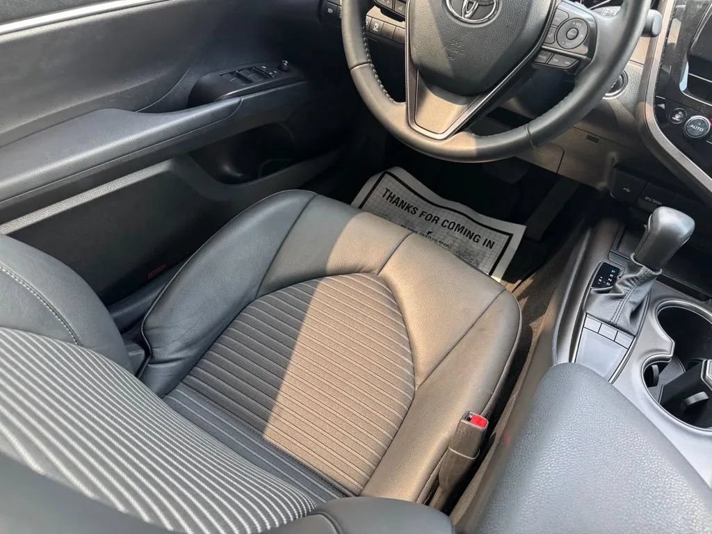 Used 2023 Toyota Camry SE w/ Convenience Package FWD image 22