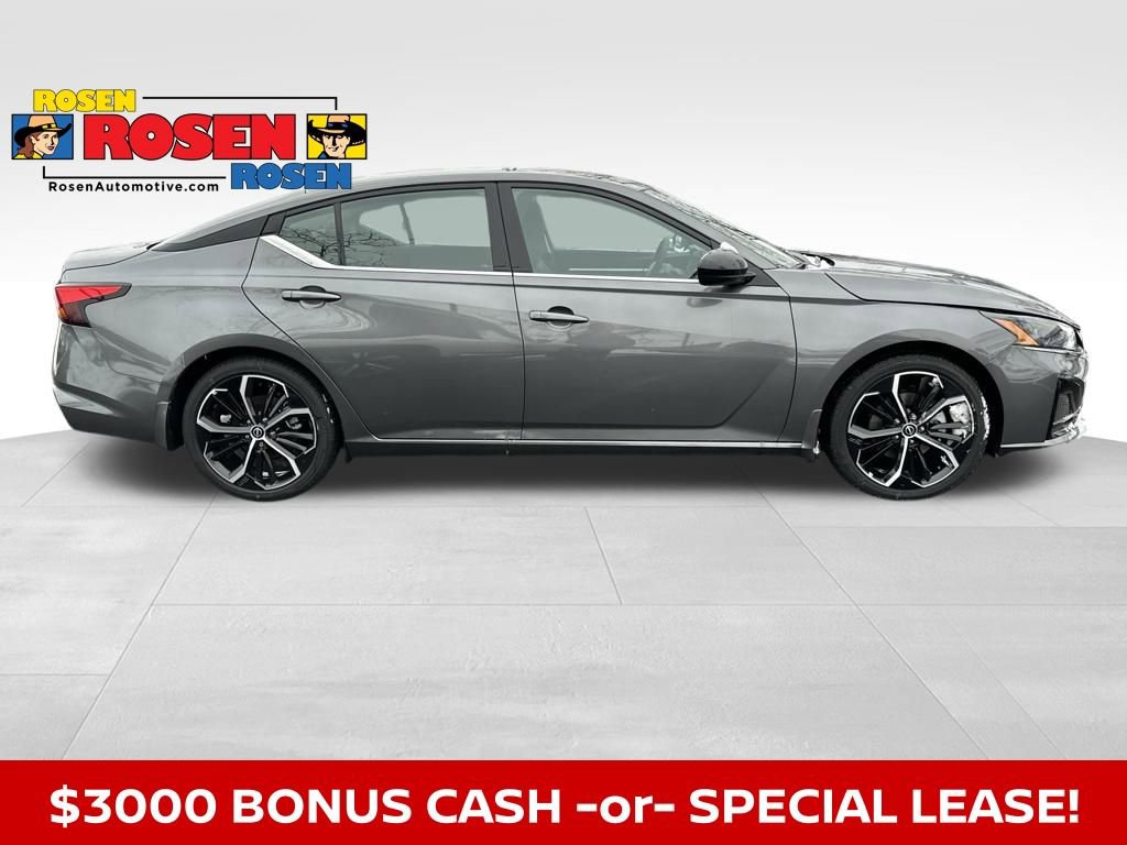 New 2025 Nissan Altima 2.5 SR w/ SR Premium Package image 6