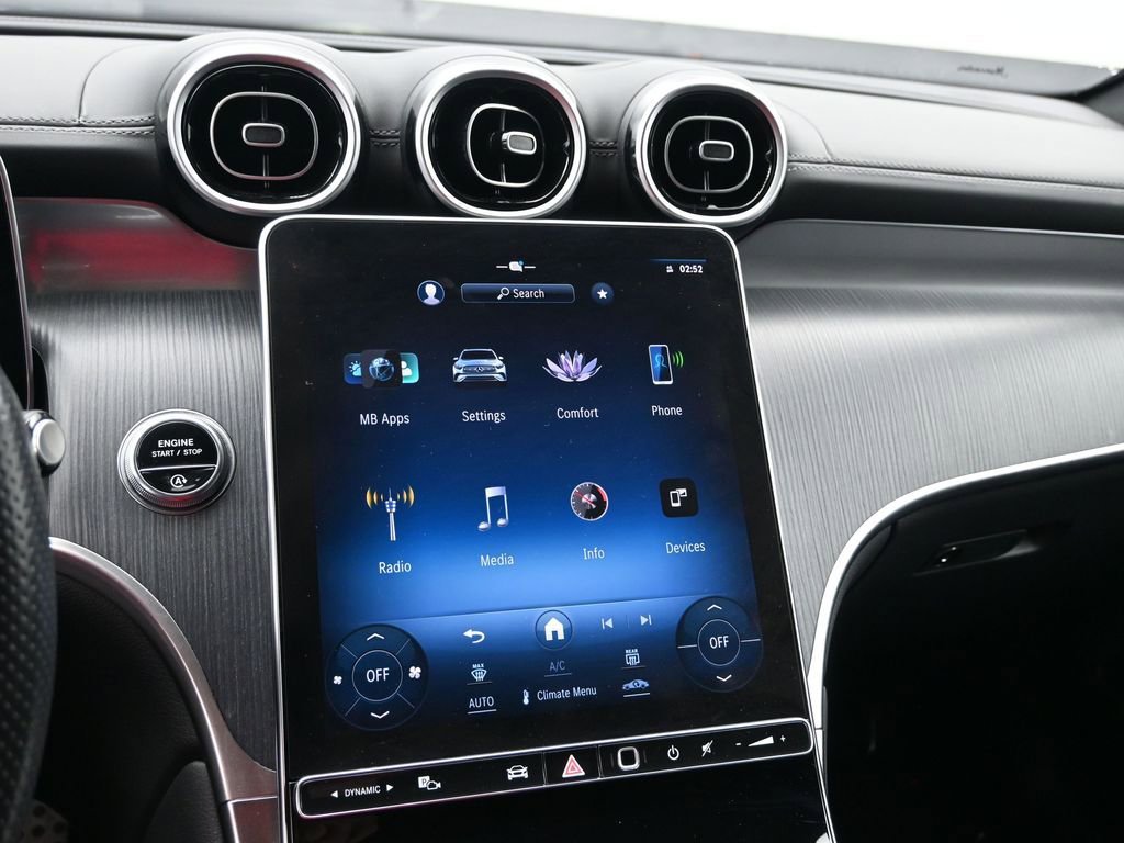 Used 2023 Mercedes-Benz GLC 300 image 12