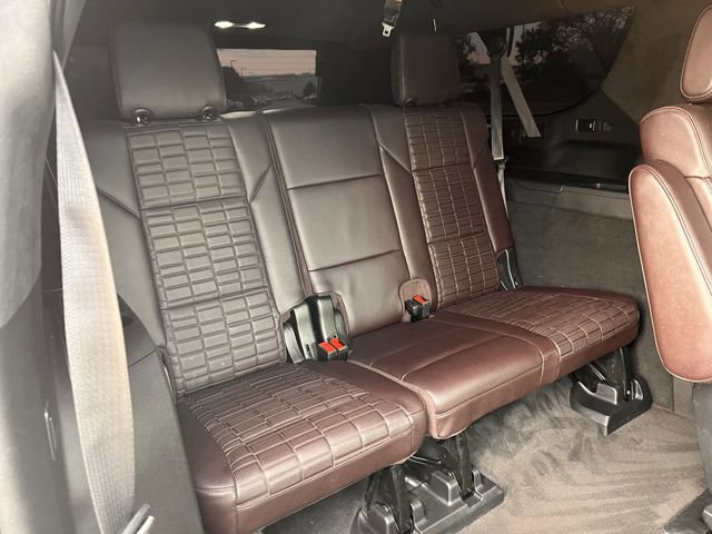 Used 2022 Cadillac Escalade ESV Sport Platinum w/ LPO, ONYX Package image 32