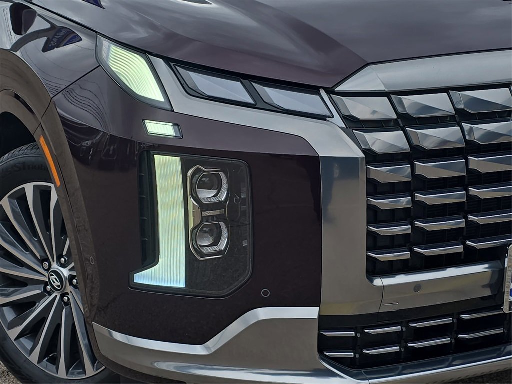 Used 2024 Hyundai Palisade Calligraphy image 32