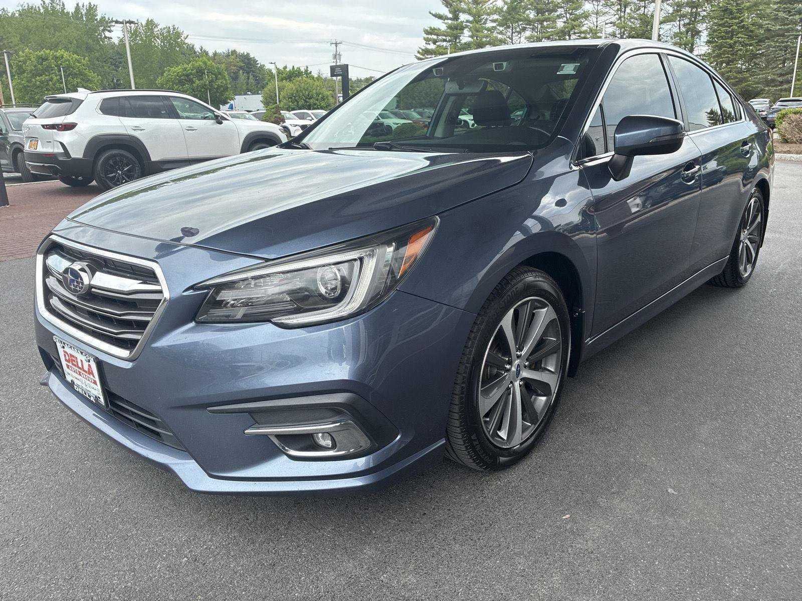 Used 2018 Subaru Legacy 2.5i Limited AWD/4WD image 3