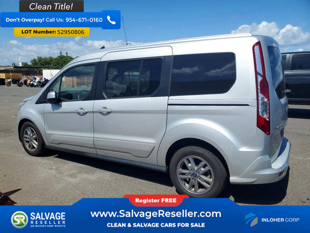 Used 2022 Ford Transit Connect Titanium FWD image 3