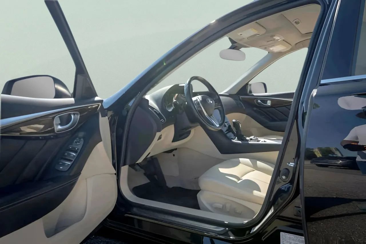 Used 2019 INFINITI Q50 Luxe w/ Essential Package (3.0T Luxe) image 27