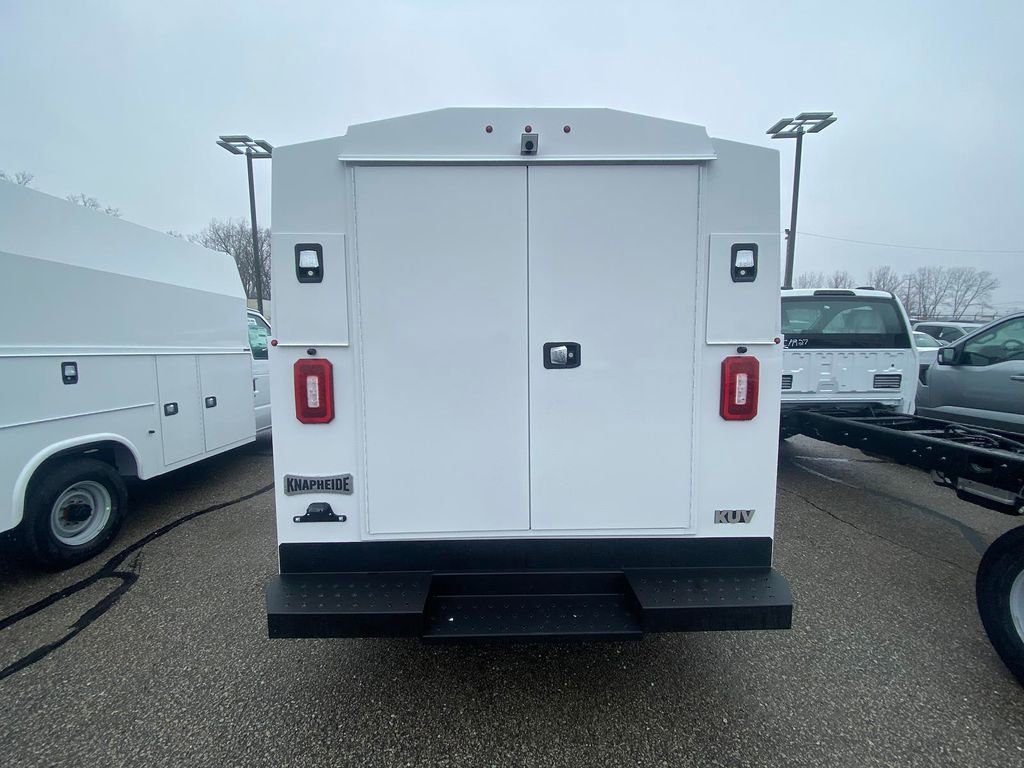 New 2026 Ford E-350 and Econoline 350 Super Duty w/ Power Equipment Group RWD image 3