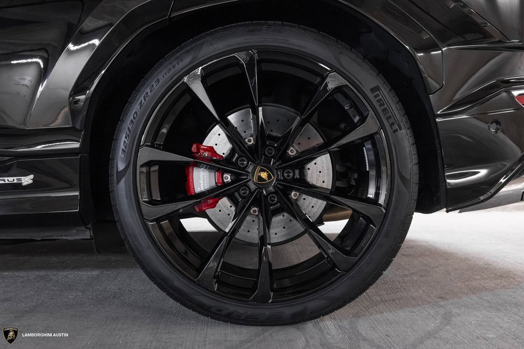 Used 2024 Lamborghini Urus S image 9