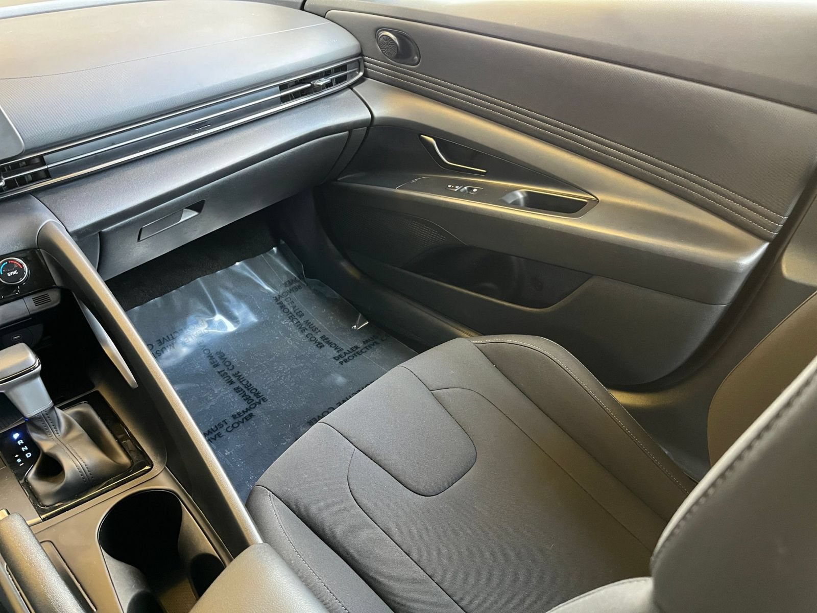 Used 2026 Hyundai Elantra Sport FWD image 31