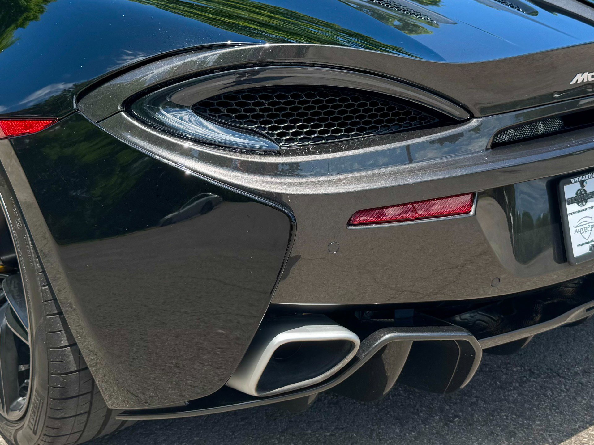 Used 2017 McLaren 570S Coupe image 81