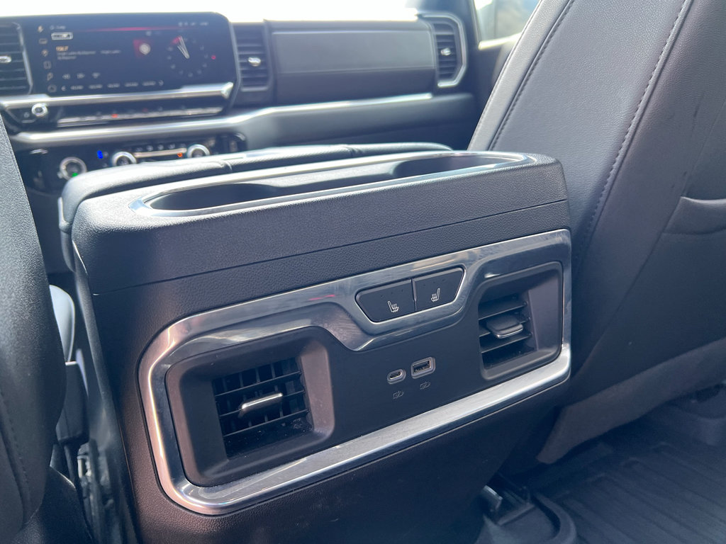 Used 2022 GMC Sierra 1500 SLT AWD/4WD image 23
