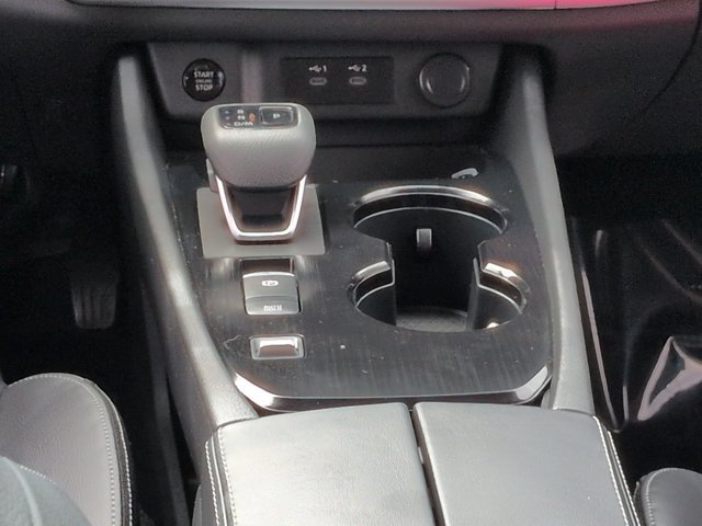 Used 2025 Nissan Rogue SL FWD image 20