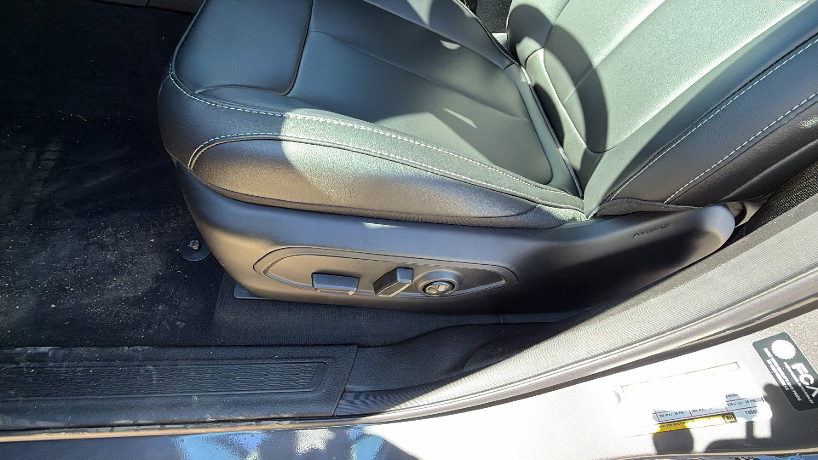 New 2026 Jeep Grand Cherokee L Limited image 17