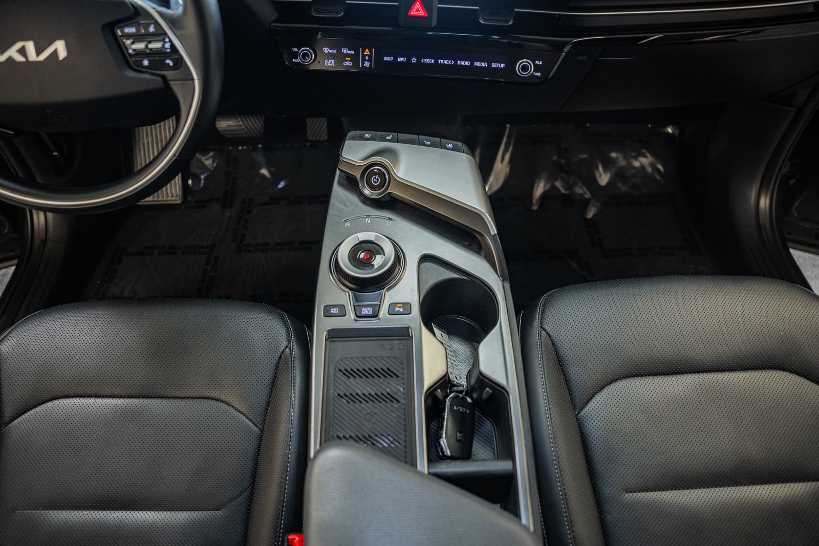 Used 2023 Kia EV6 Wind RWD image 28