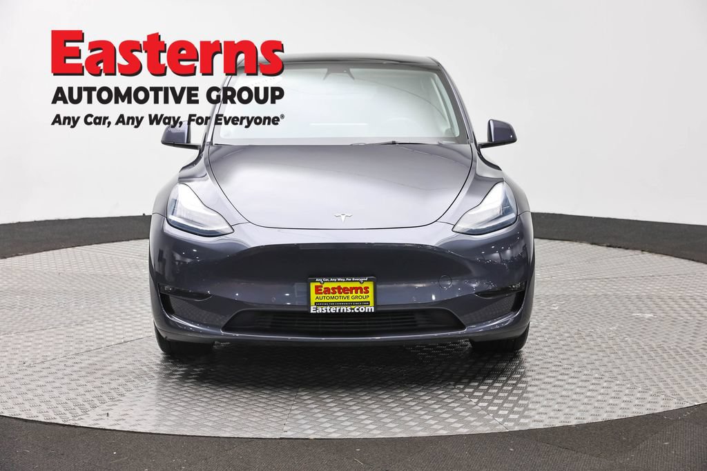 Used 2021 Tesla Model Y Long Range AWD/4WD image 2