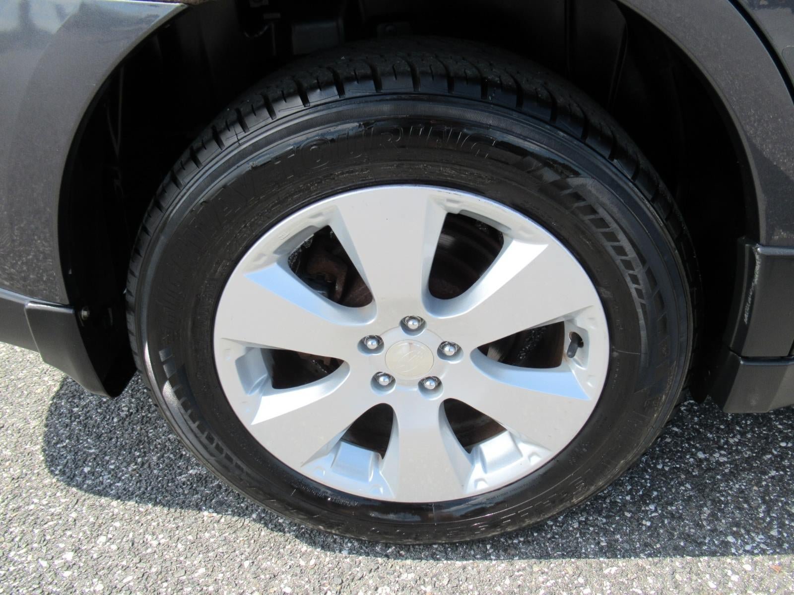 Used 2011 Subaru Outback 2.5i Limited AWD/4WD image 8