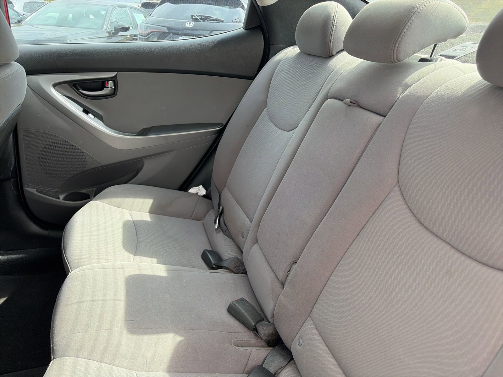 Used 2016 Hyundai Elantra SE image 9