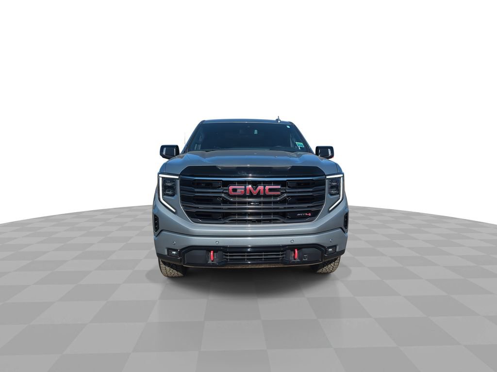 Used 2025 GMC Sierra 1500 AT4 image 3