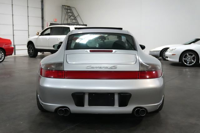 Used 2004 Porsche 911 Carrera RWD image 8