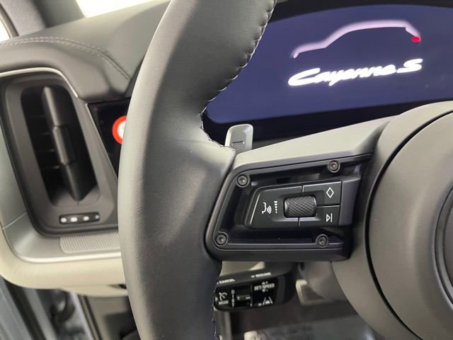 Used 2024 Porsche Cayenne S image 37
