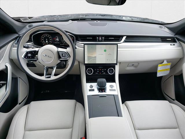 New 2026 Jaguar F-PACE R-Dynamic S image 6