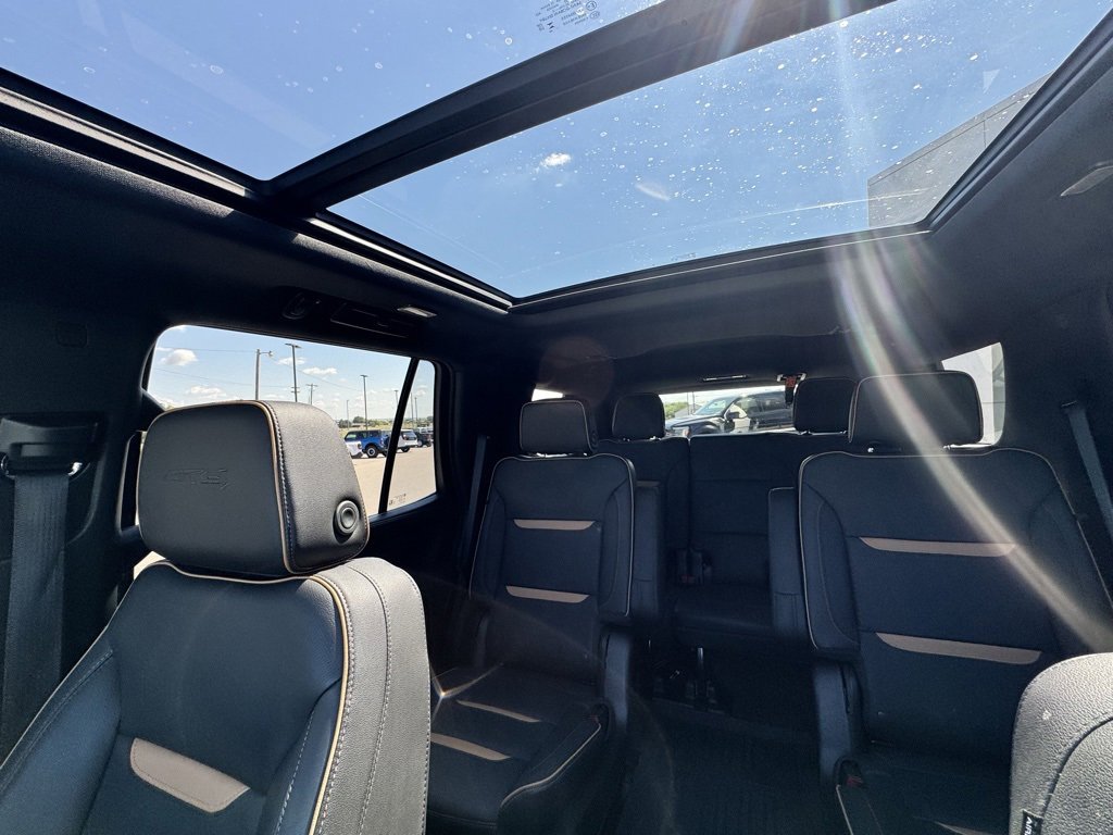 Used 2024 GMC Yukon AT4 w/ Technology Package image 22