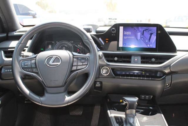 Certified 2024 Lexus UX 250h FWD image 14