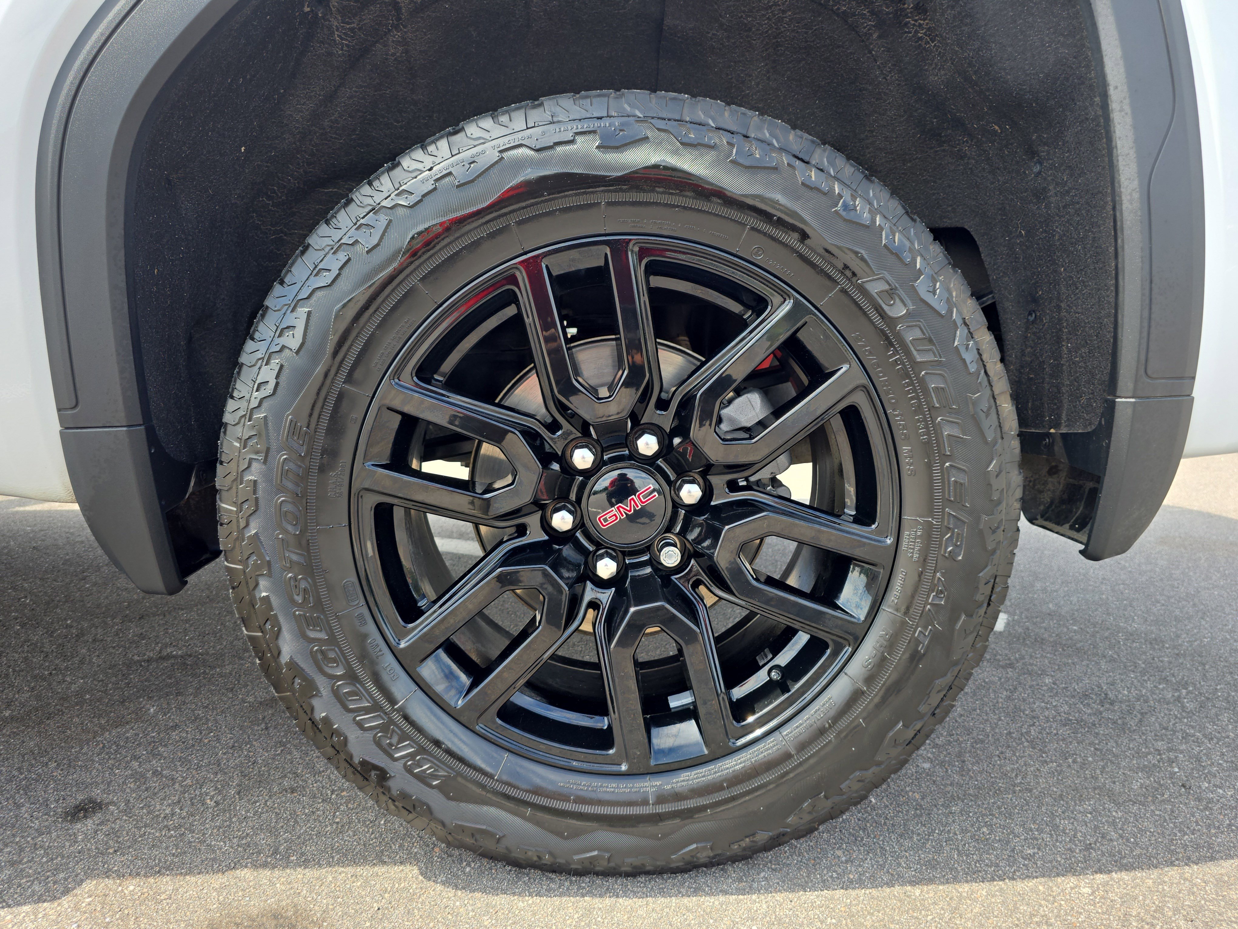 Used 2022 GMC Sierra 1500 Elevation w/ Elevation Premium Package AWD/4WD image 33