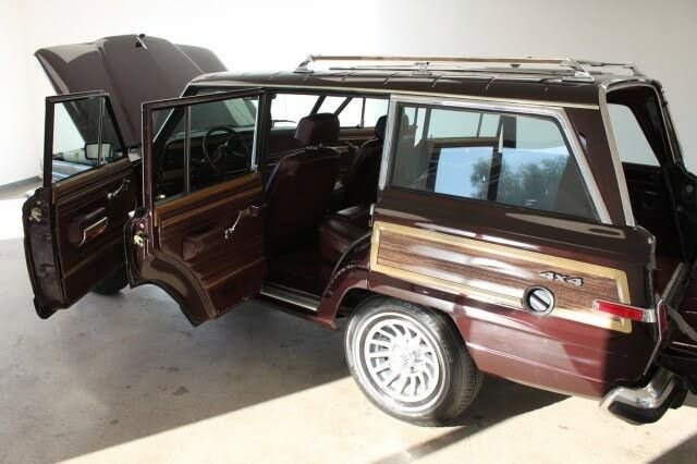 Used 1989 Jeep Grand Wagoneer image 50