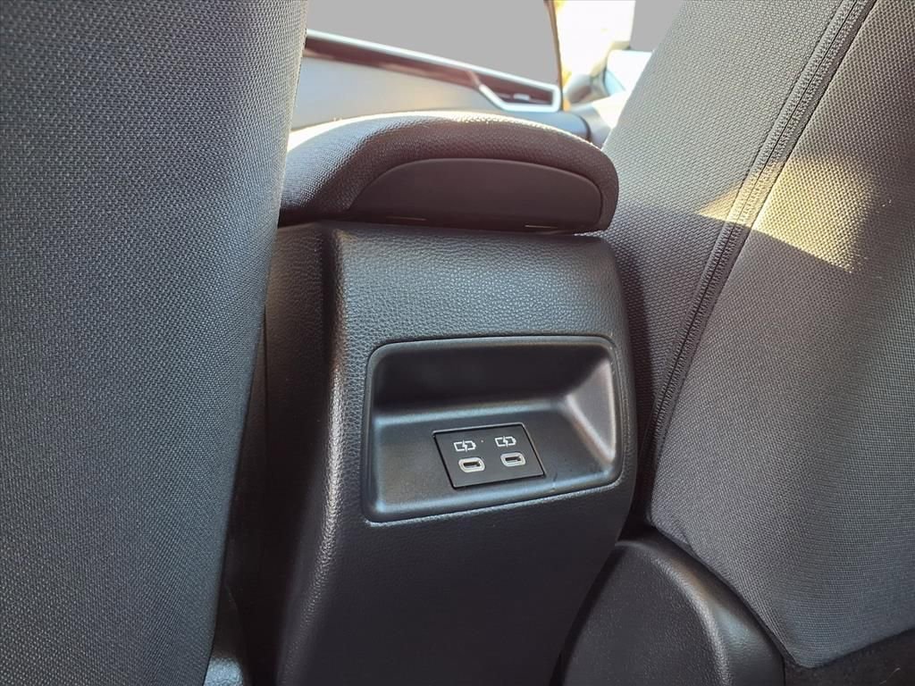 Used 2025 Toyota Corolla XLE image 25