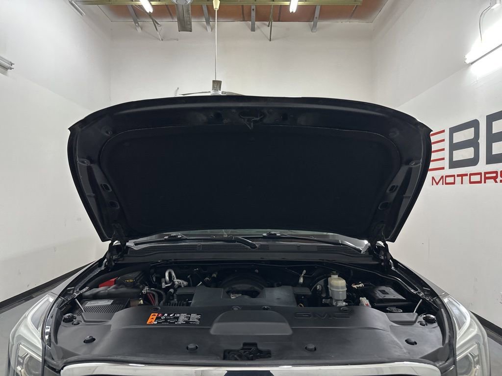 Used 2020 GMC Yukon XL SLT w/ Open Road Package video 3