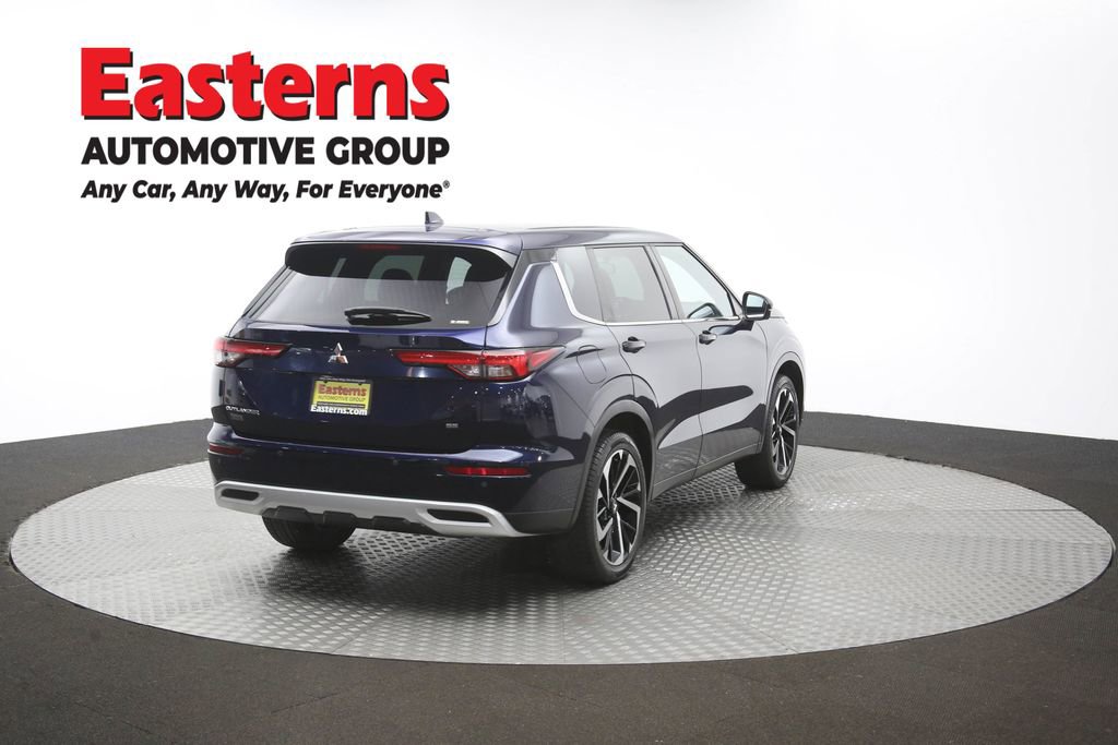 Used 2022 Mitsubishi Outlander SE AWD/4WD image 29