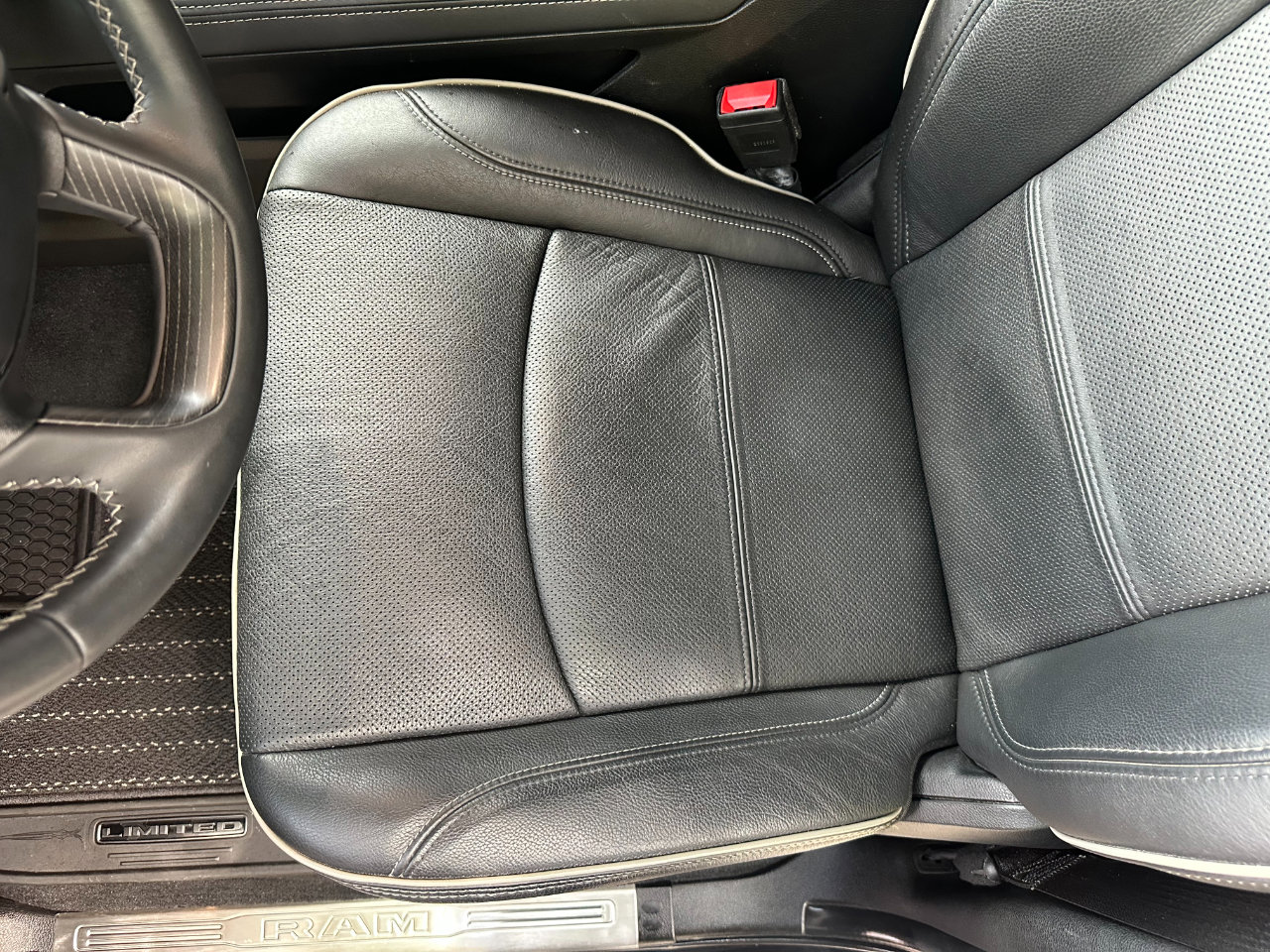 Used 2023 RAM 2500 Limited image 13