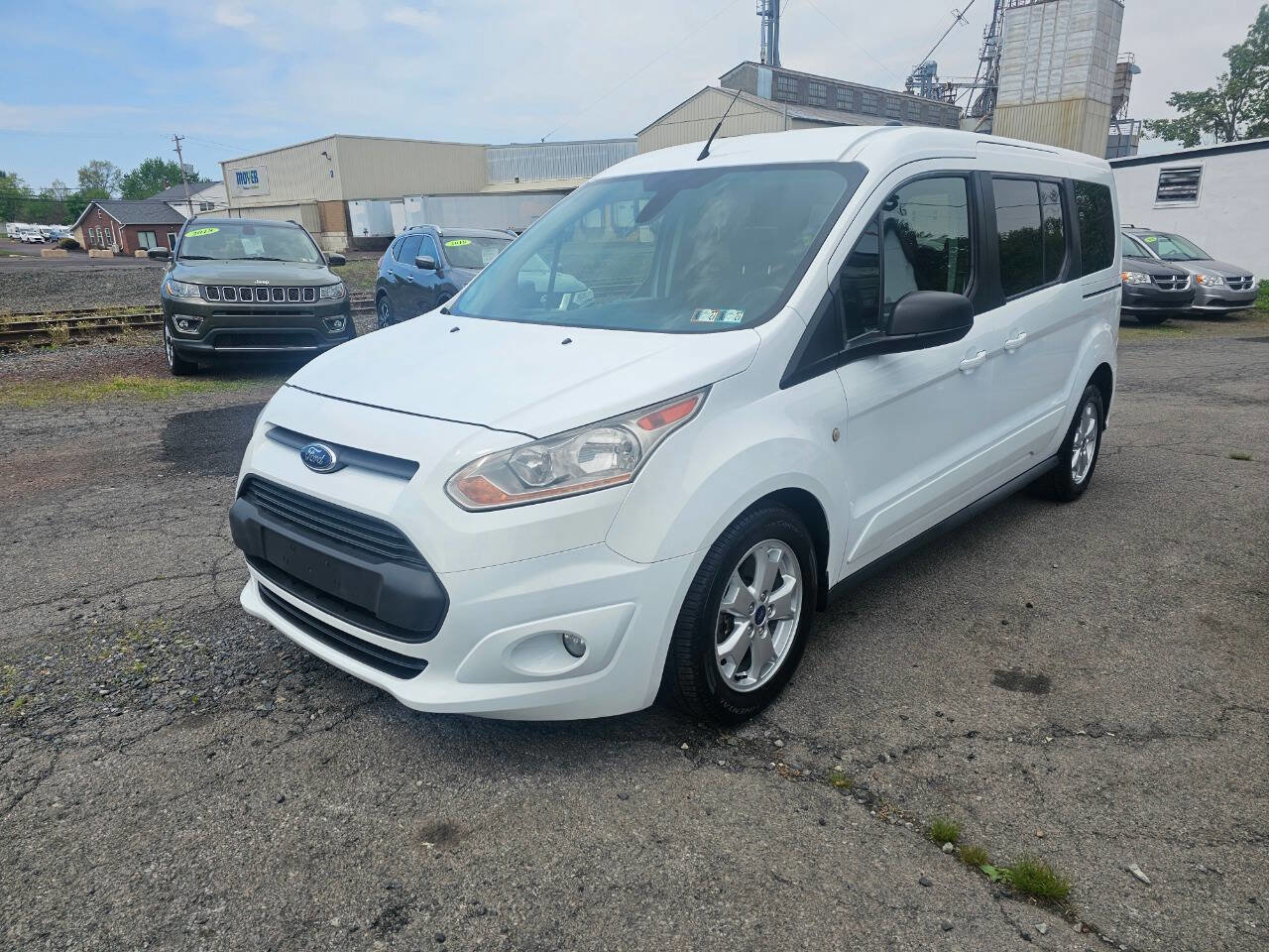 Used 2014 Ford Transit Connect XLT FWD image 3