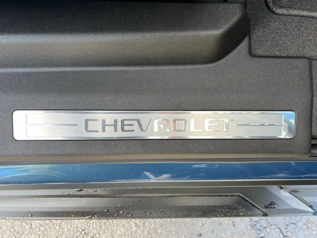 New 2025 Chevrolet Suburban Premier AWD/4WD image 34