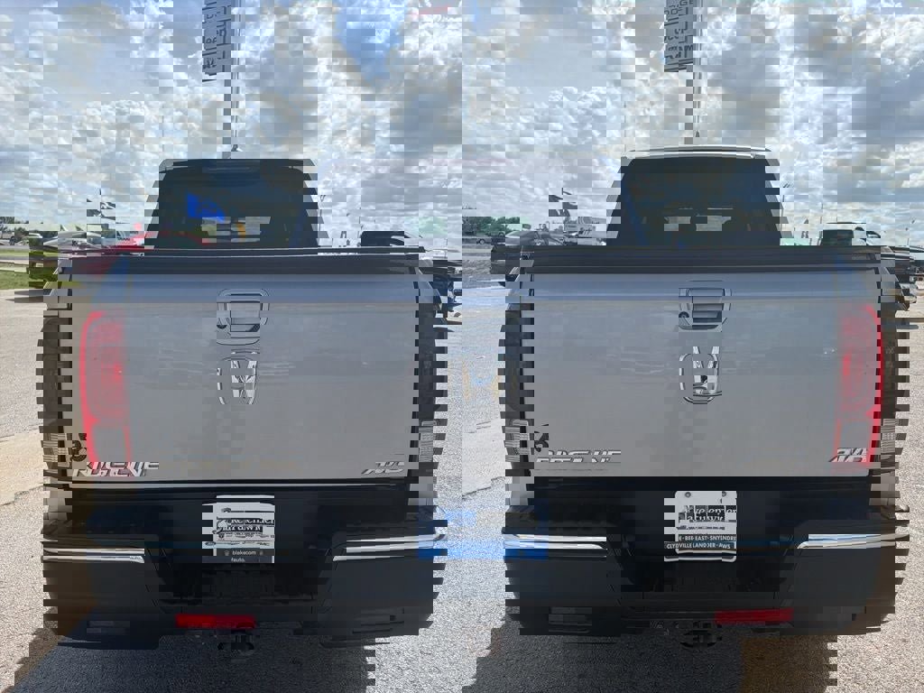 Used 2018 Honda Ridgeline RTL-T image 4