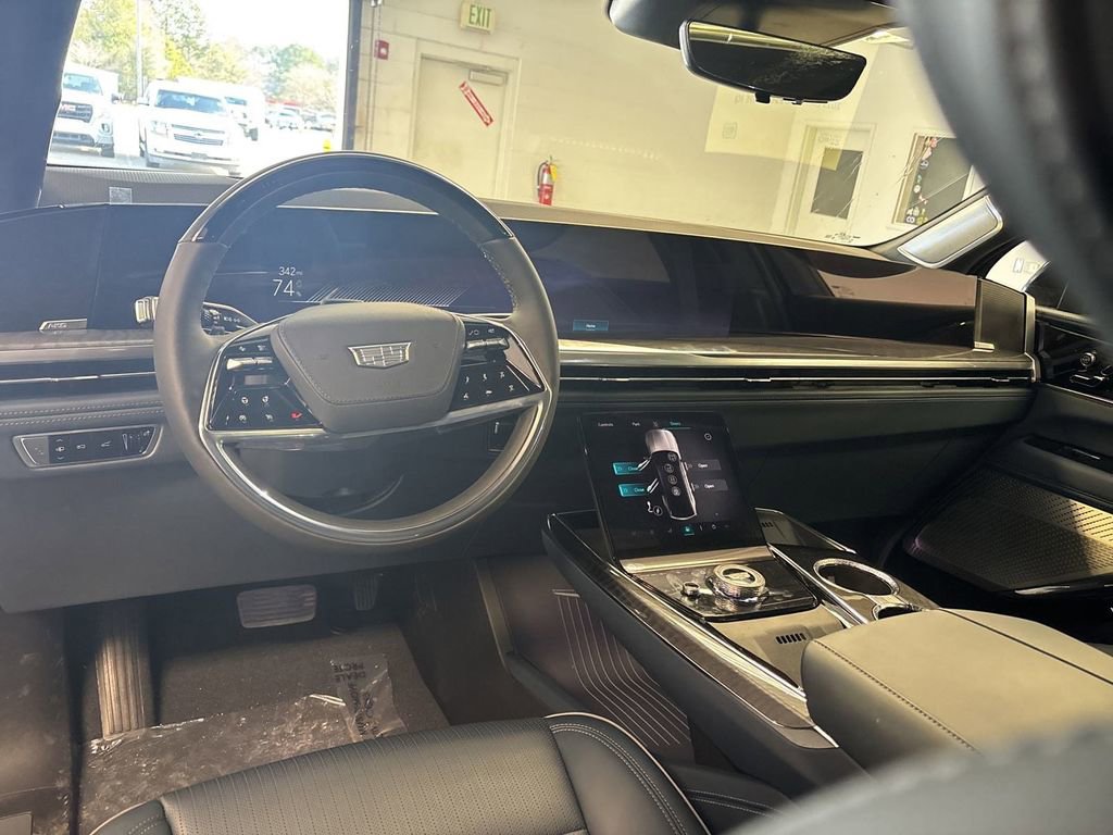 New 2025 Cadillac Escalade IQ Sport 2 w/ LPO, ONYX Package image 36