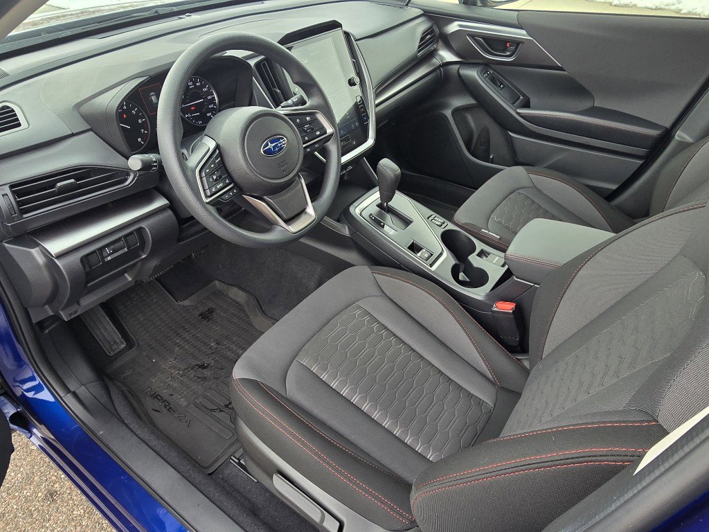 Used 2025 Subaru Impreza 2.0i Sport image 26