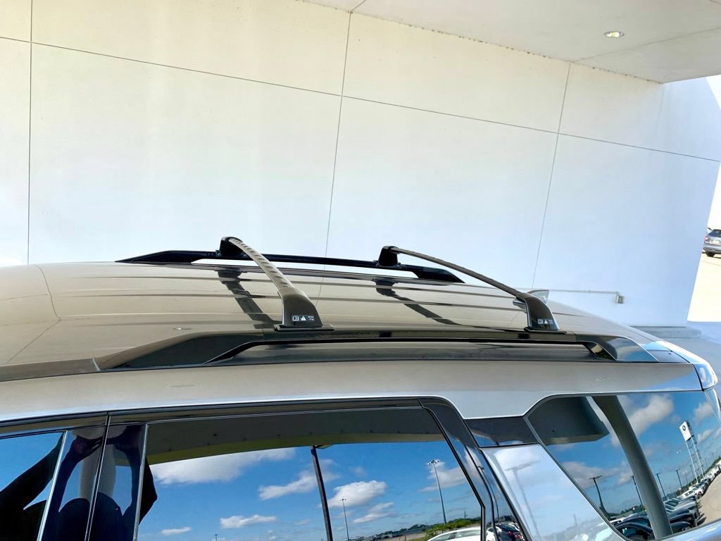 Used 2025 Nissan Pathfinder SV FWD image 42