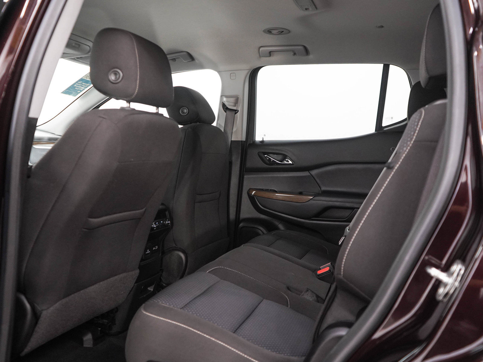 Used 2021 GMC Acadia SLE w/ Driver Convenience Package AWD/4WD image 19