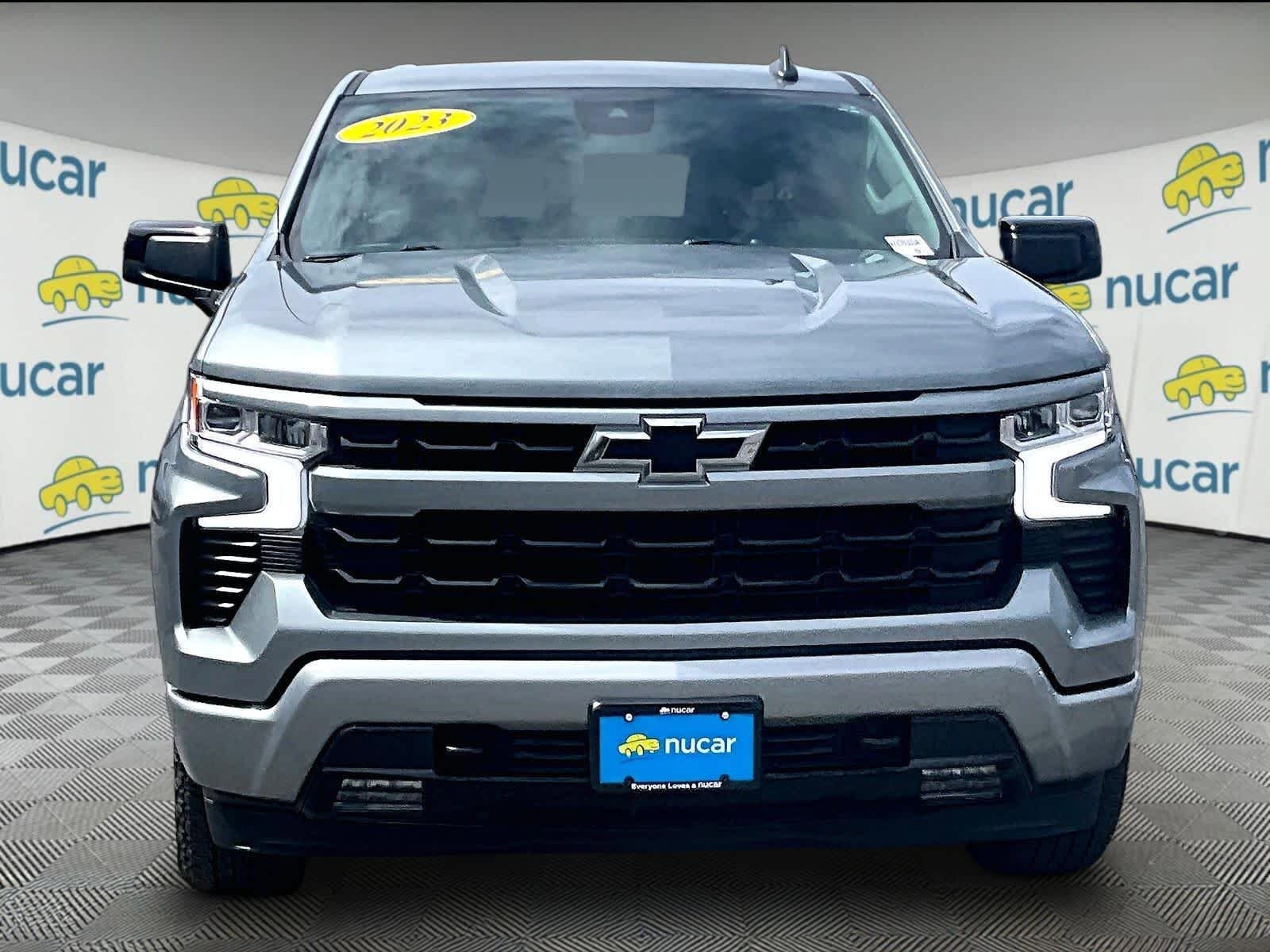Used 2023 Chevrolet Silverado 1500 RST AWD/4WD image 2
