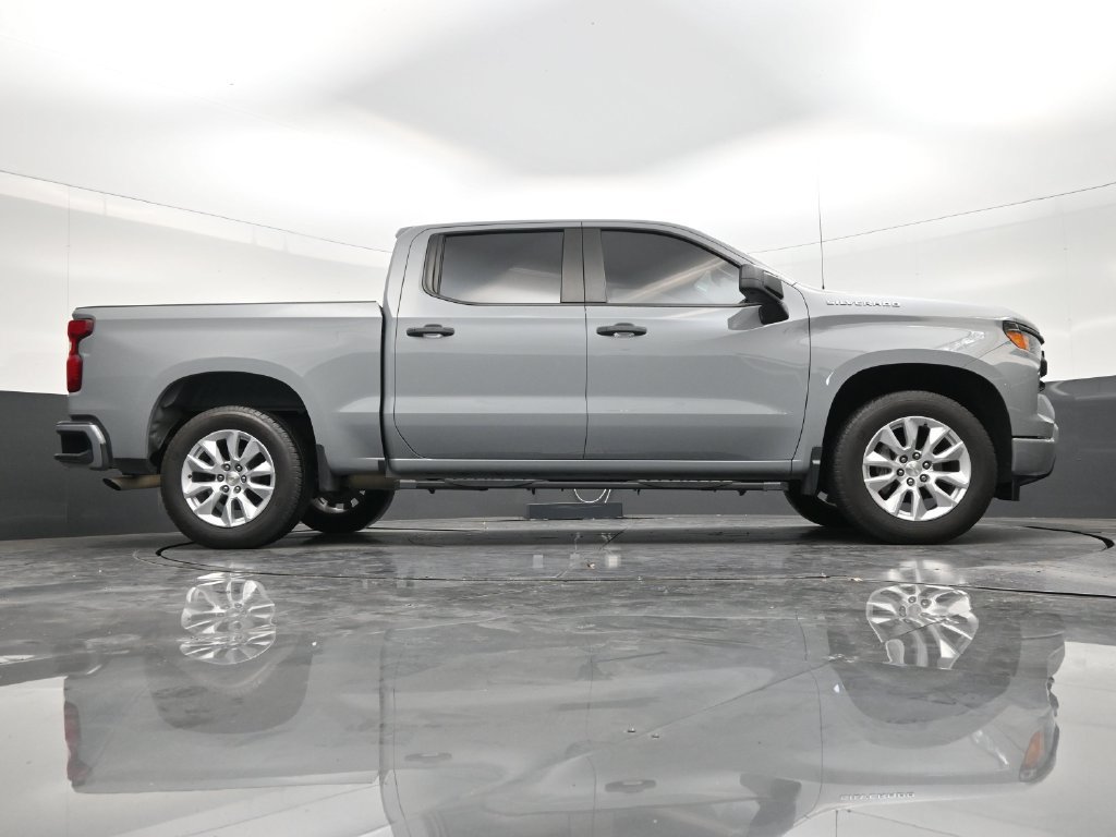 Used 2024 Chevrolet Silverado 1500 Custom RWD image 24