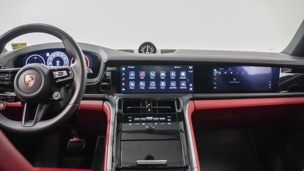 Certified 2025 Porsche Panamera 4 image 22