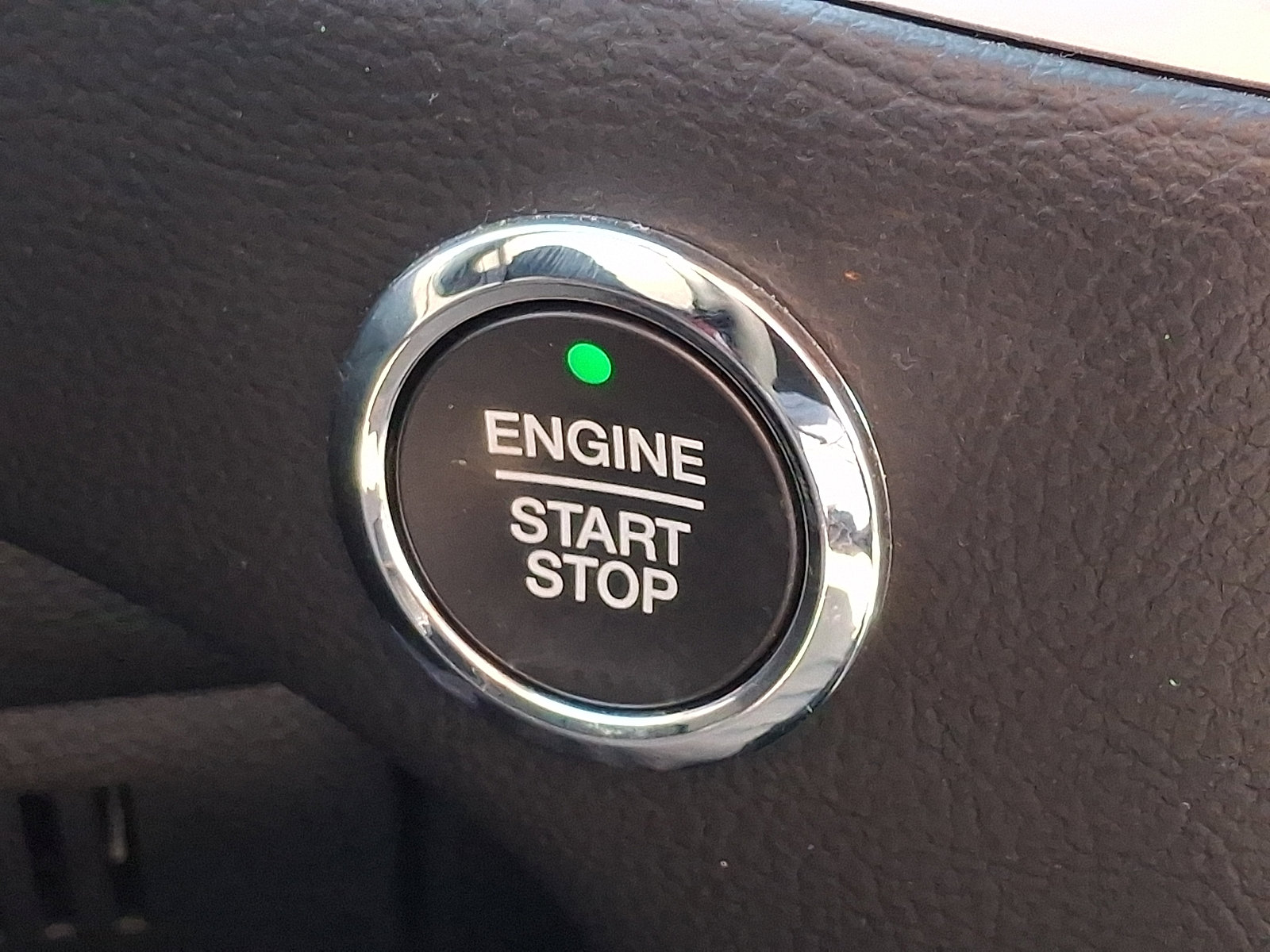 Certified 2022 Ford Edge SEL w/ Convenience Package AWD/4WD image 24