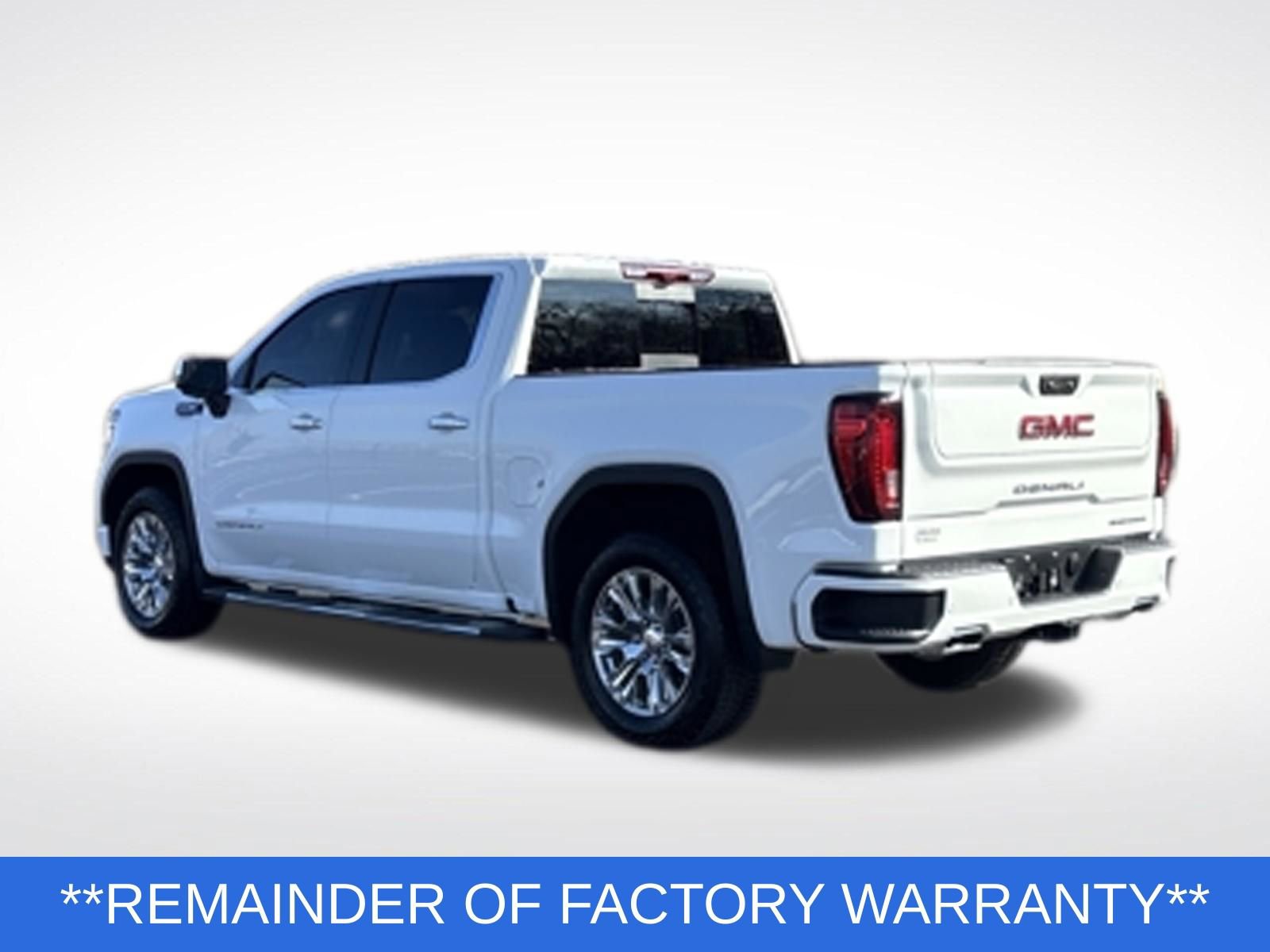 Used 2024 GMC Sierra 1500 Denali w/ Technology Package AWD/4WD image 3