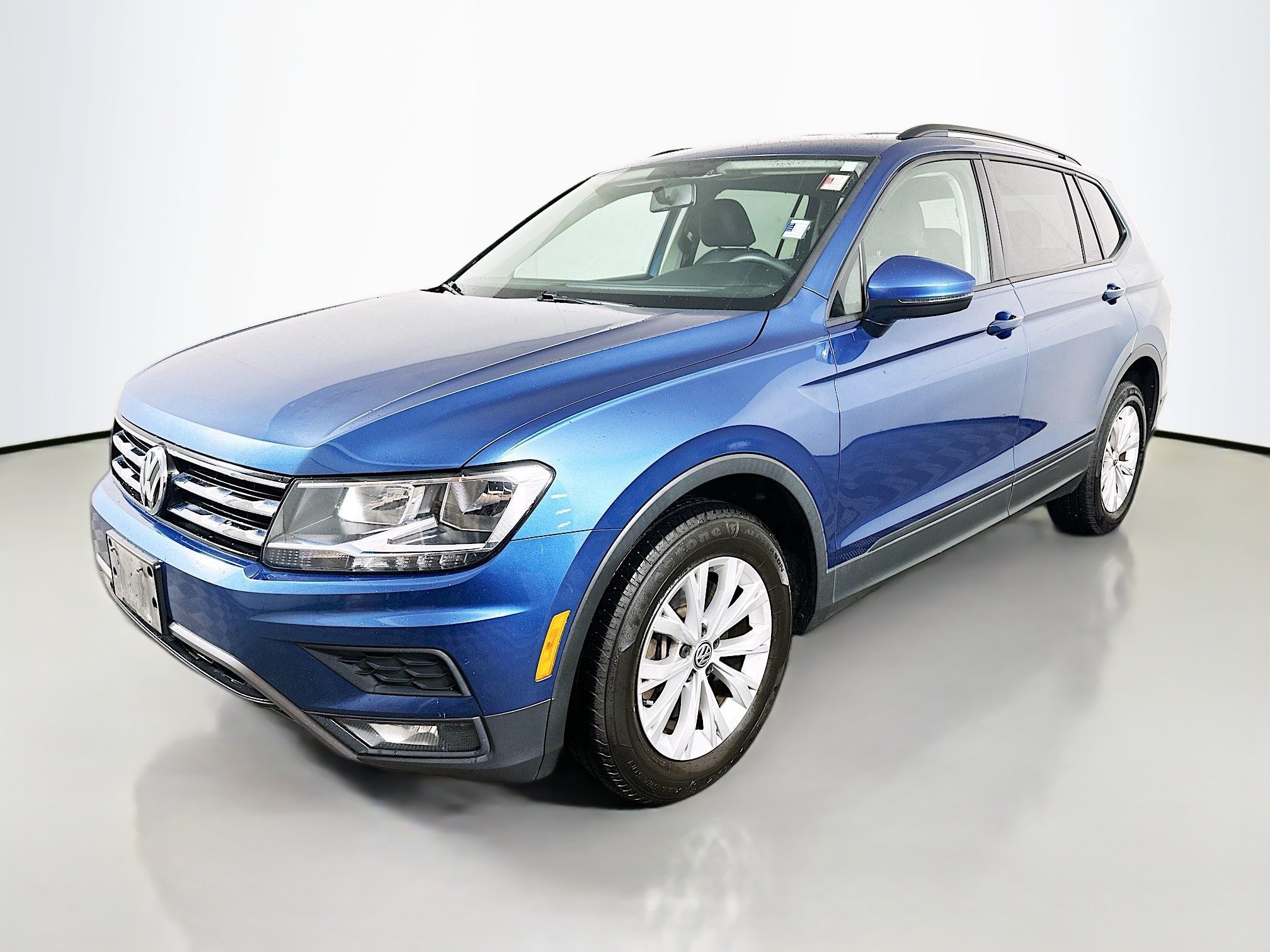 Used 2018 Volkswagen Tiguan S AWD/4WD image 3