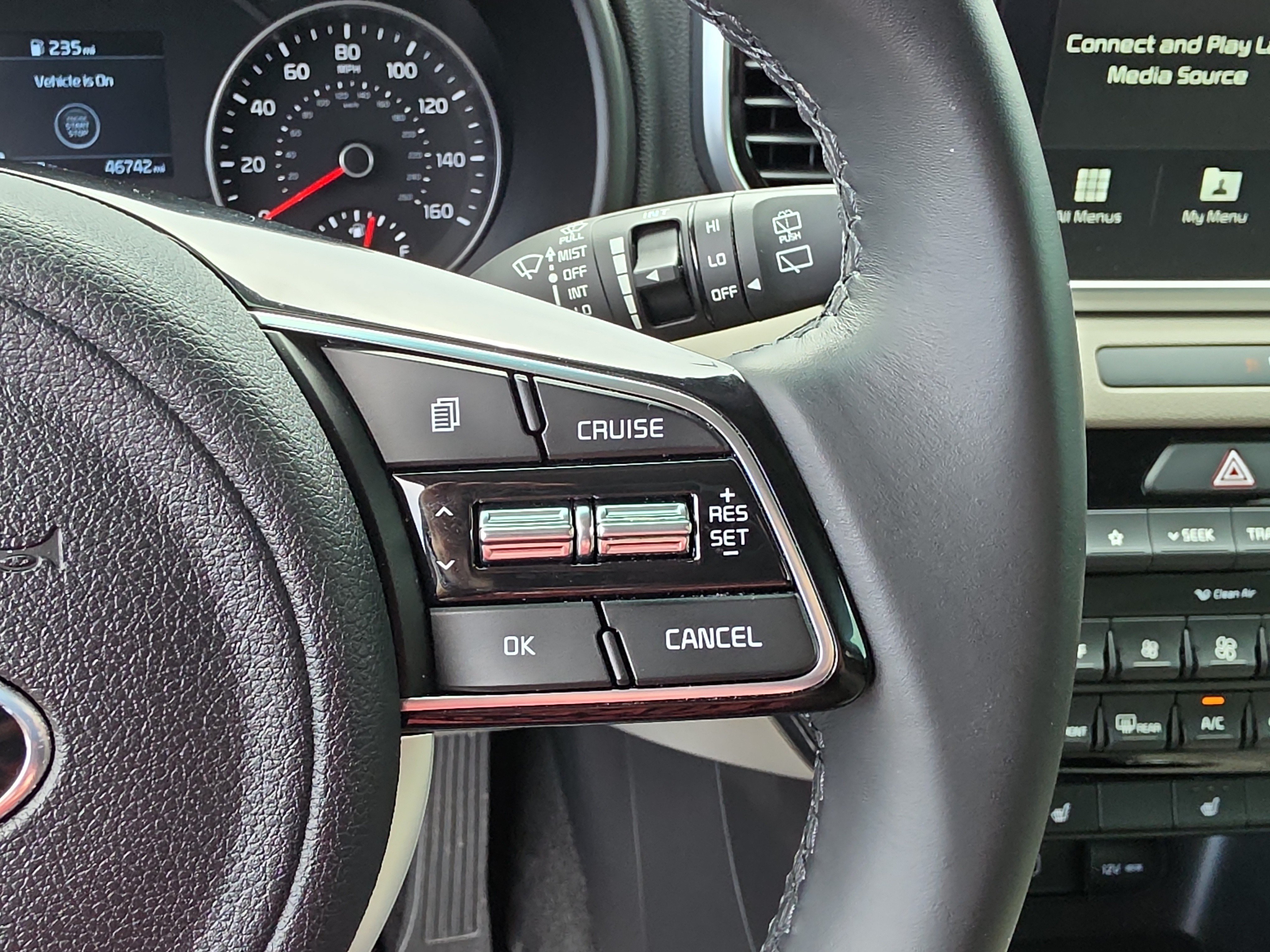 Certified 2022 Kia Sportage EX FWD image 32