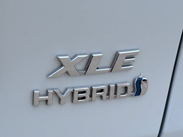 Used 2024 Toyota RAV4 XLE Premium w/ Weather Package AWD/4WD image 9